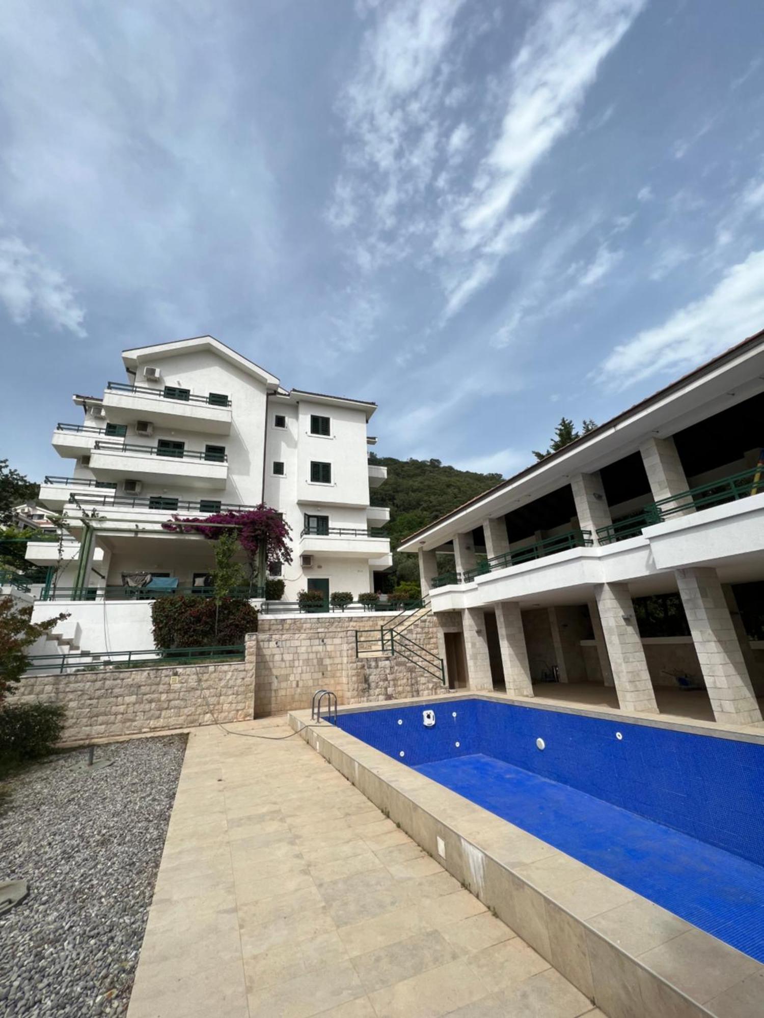 Renome Apartment Petrovac Luaran gambar