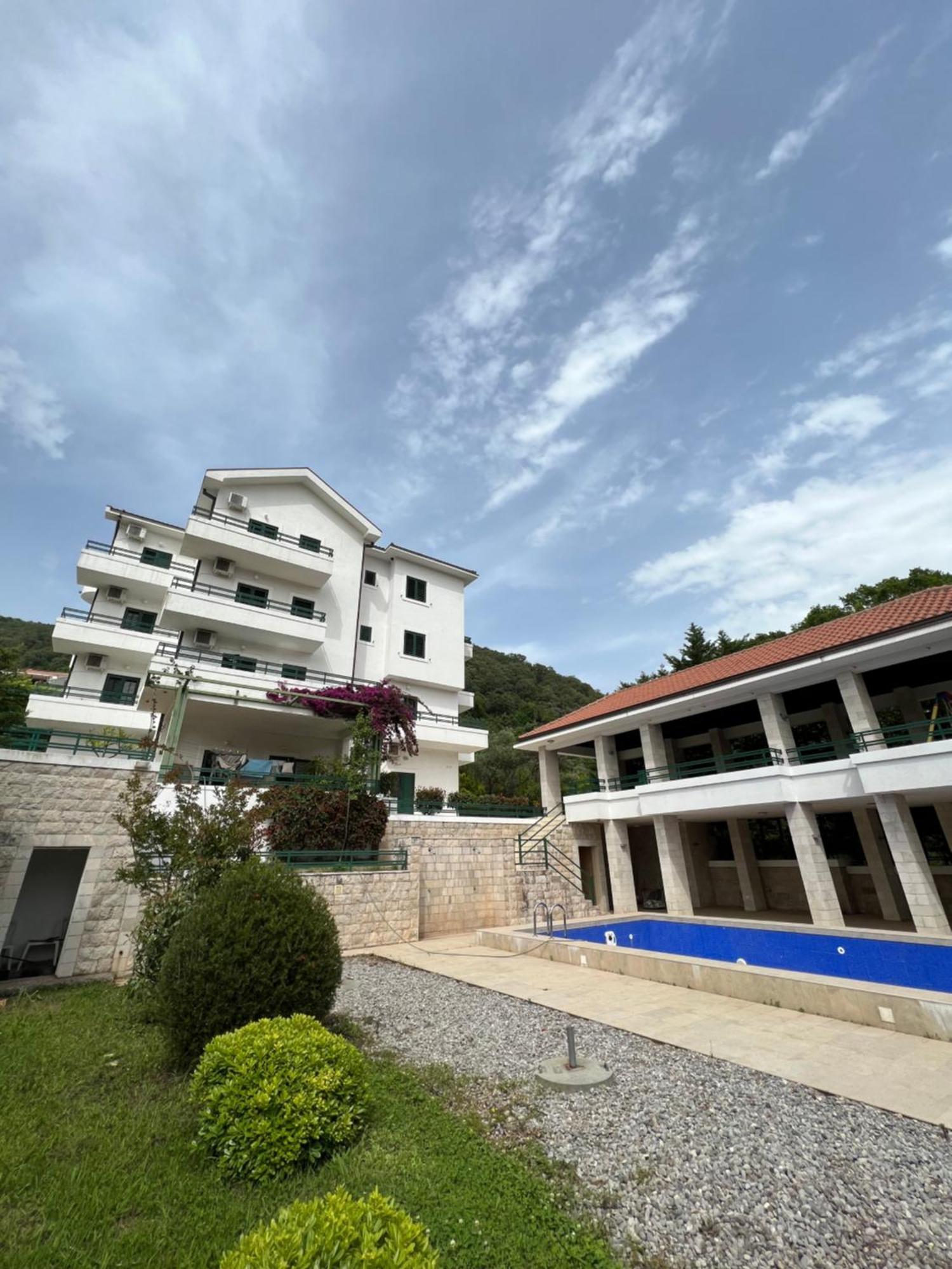 Renome Apartment Petrovac Luaran gambar