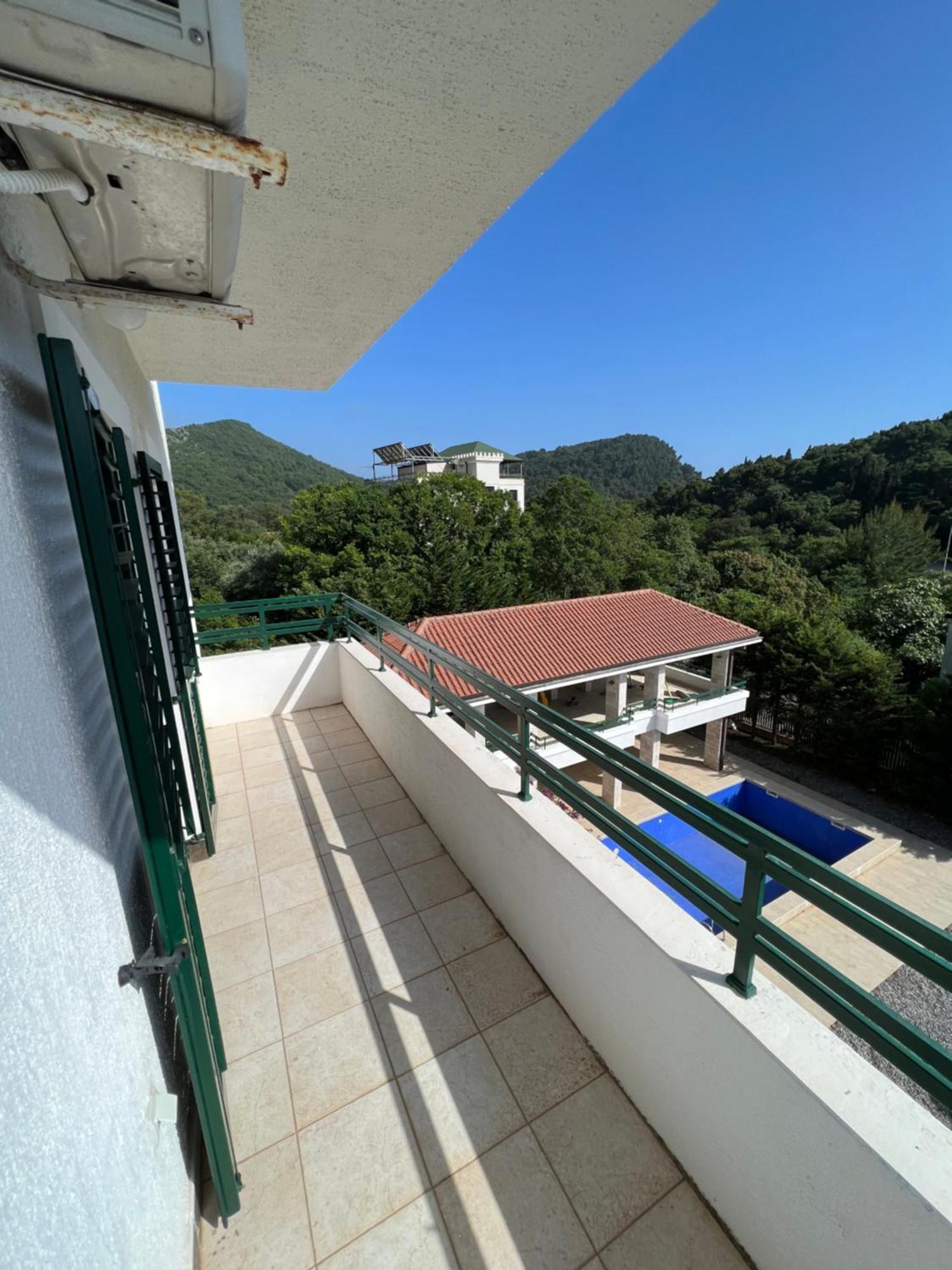 Renome Apartment Petrovac Luaran gambar