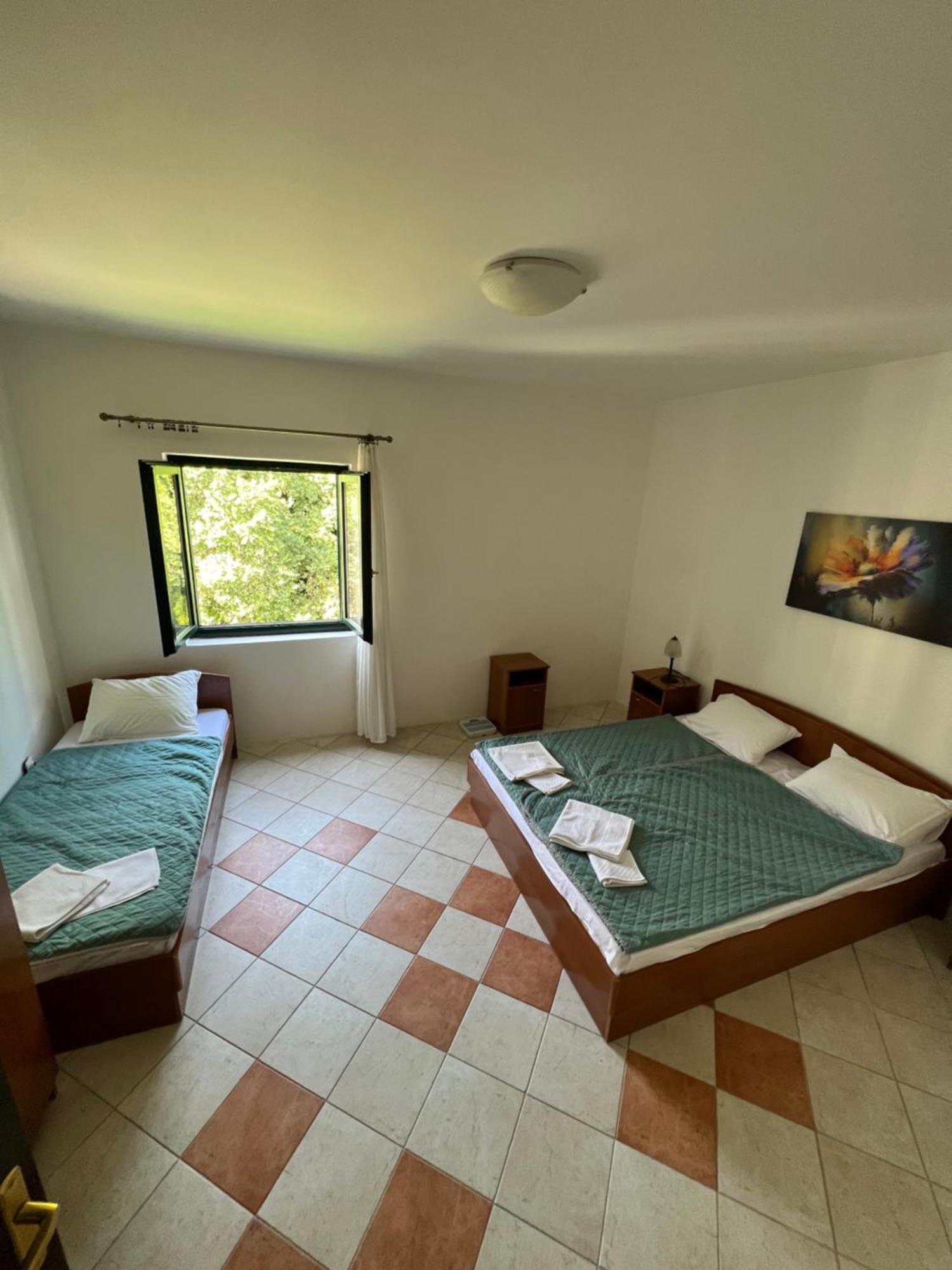 Renome Apartment Petrovac Luaran gambar