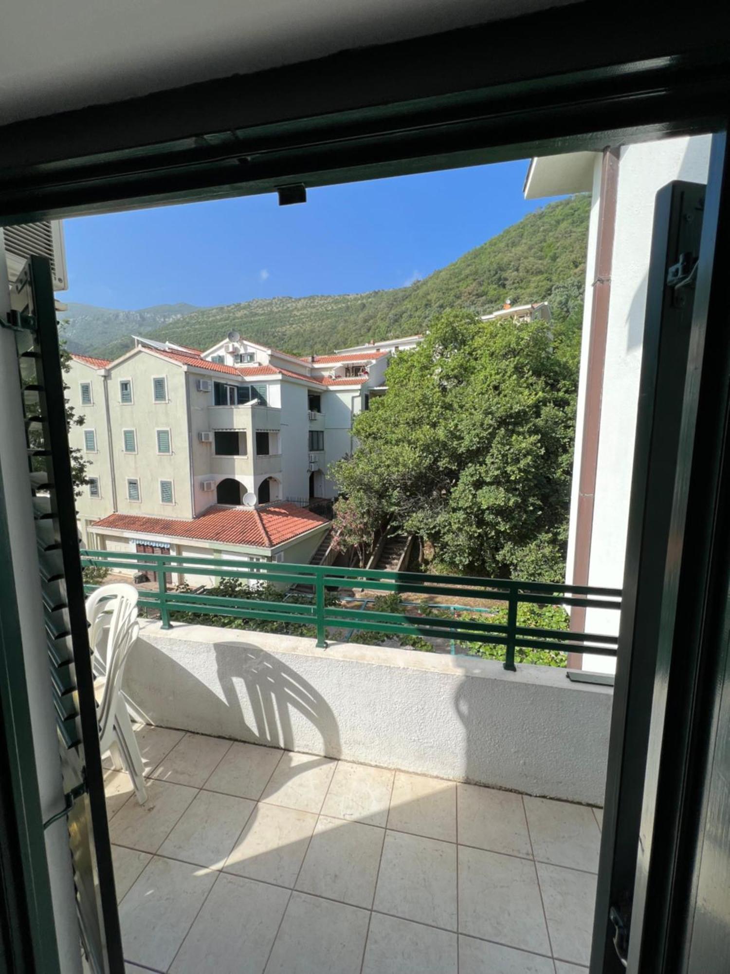 Renome Apartment Petrovac Luaran gambar