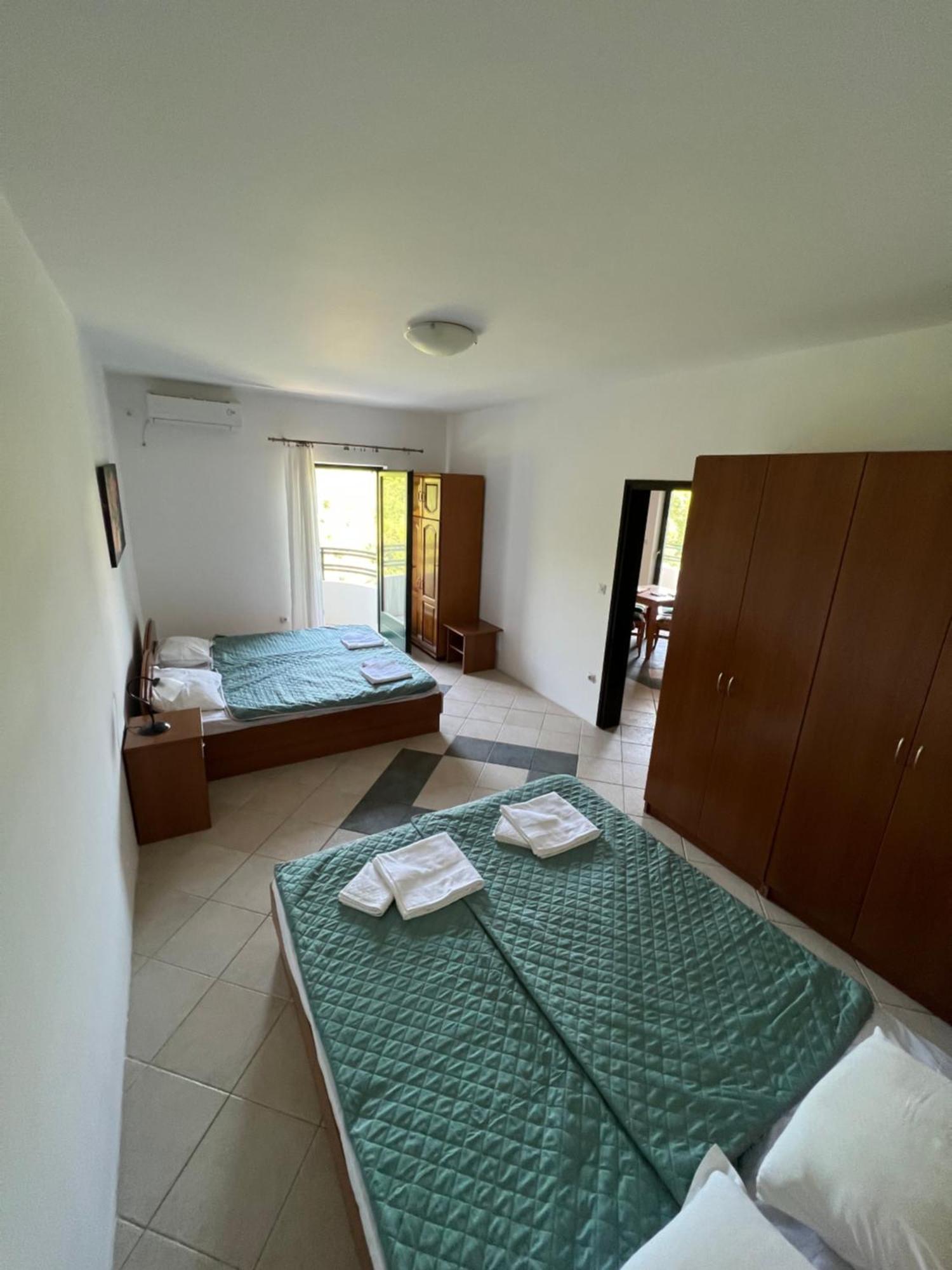 Renome Apartment Petrovac Luaran gambar